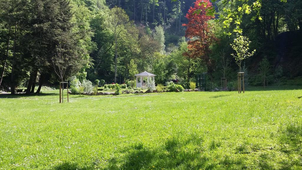Kurhotel Quellenhof バート・ベルトリッヒ エクステリア 写真