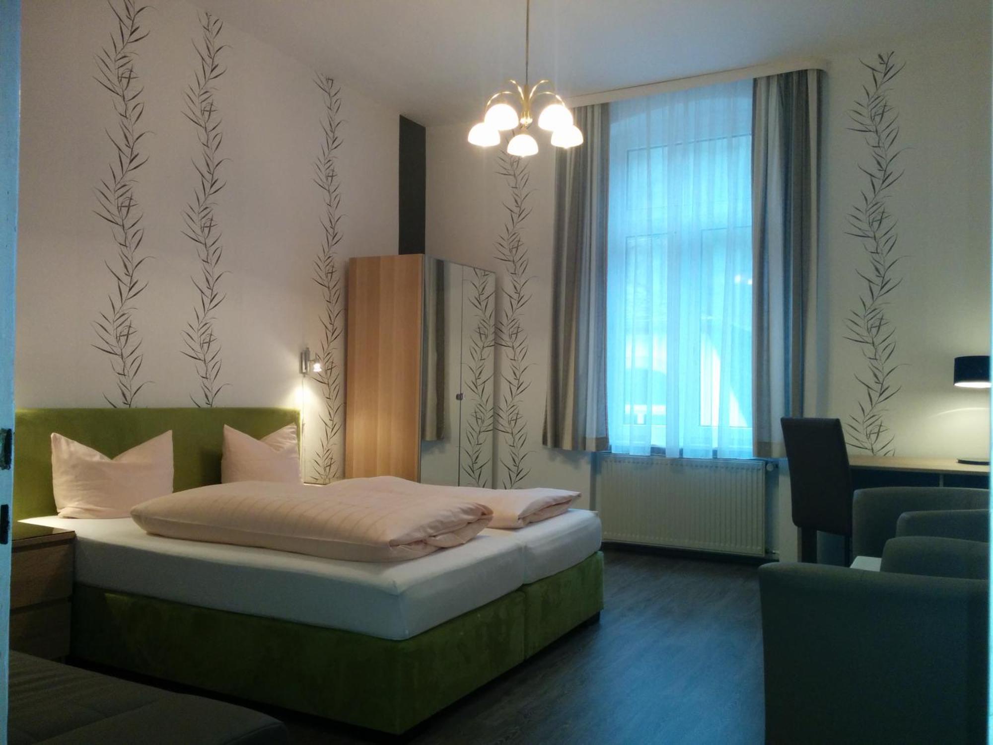 Kurhotel Quellenhof バート・ベルトリッヒ エクステリア 写真