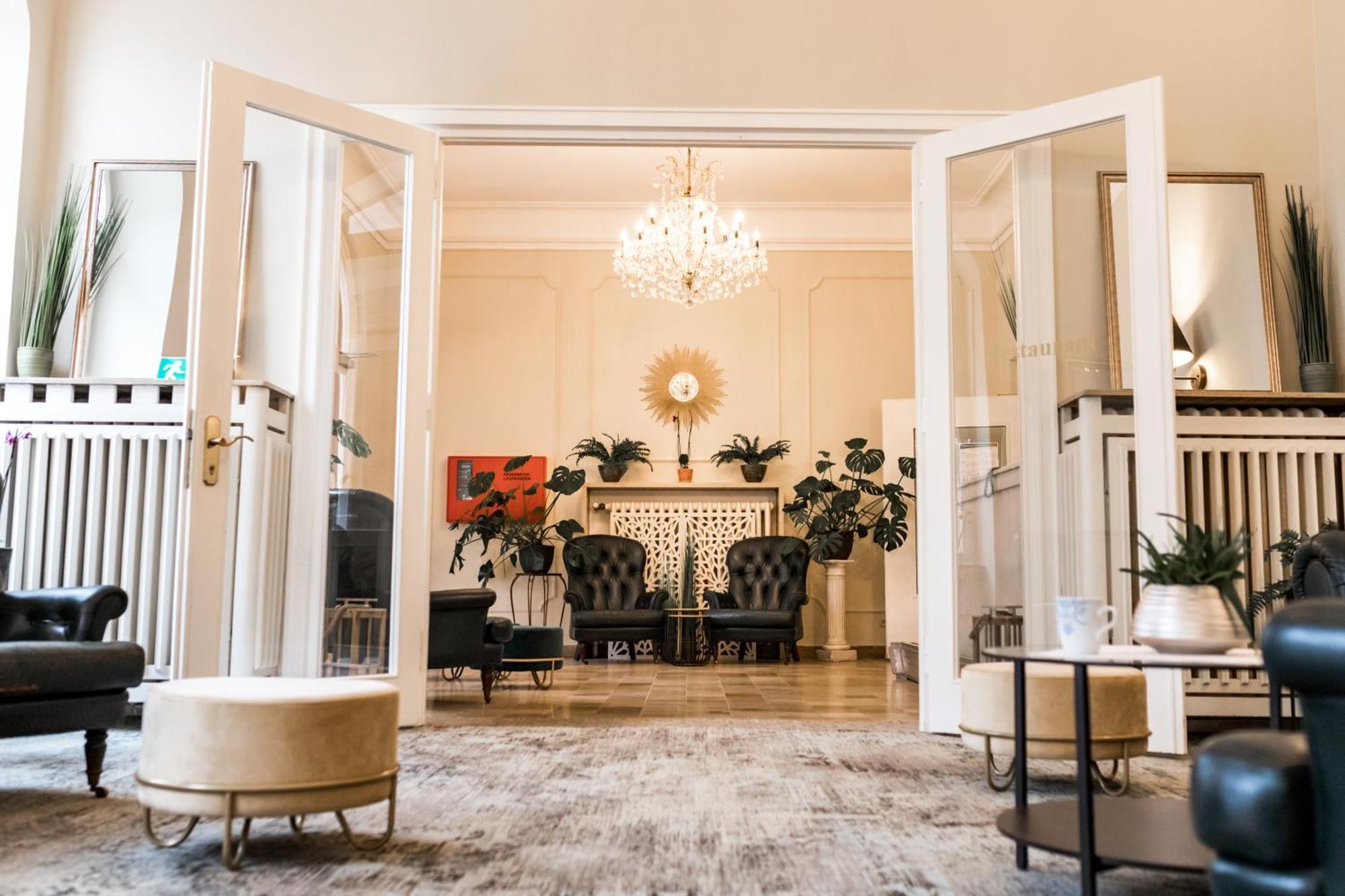 Kurhotel Quellenhof バート・ベルトリッヒ エクステリア 写真